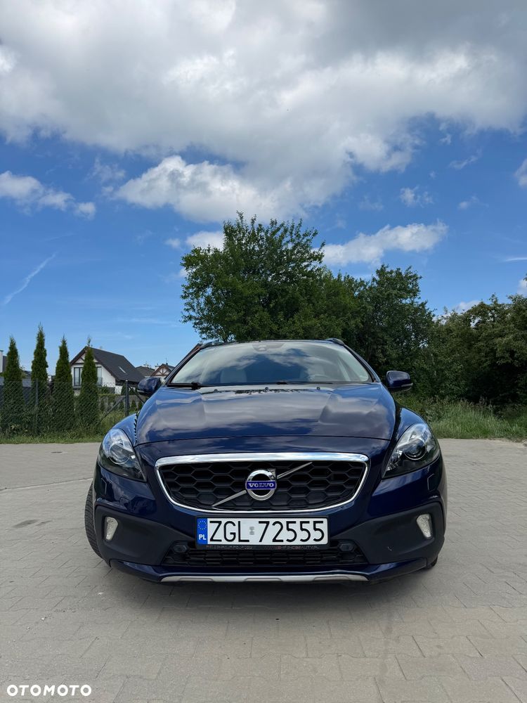 Volvo V40 Cross Country T4 Drive-E Ocean Race - 11