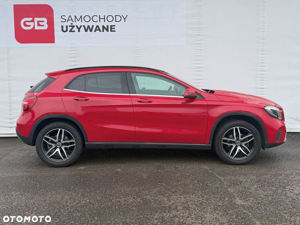 Mercedes-Benz GLA 200 7G-DCT Style - 6