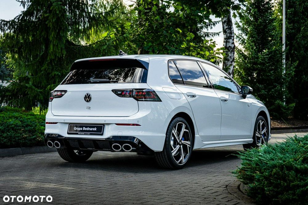 Volkswagen Golf - 14