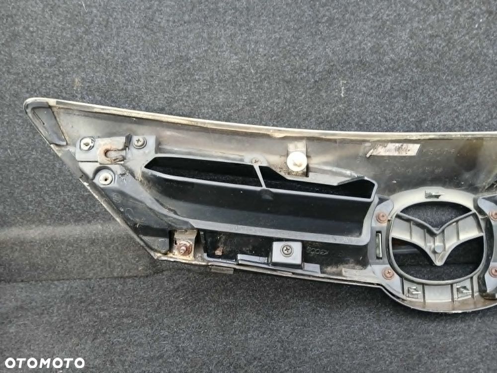 Mazda 3 Grill - 7