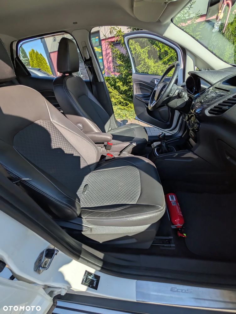 Ford EcoSport 1.0 EcoBoost TITANIUM - 32