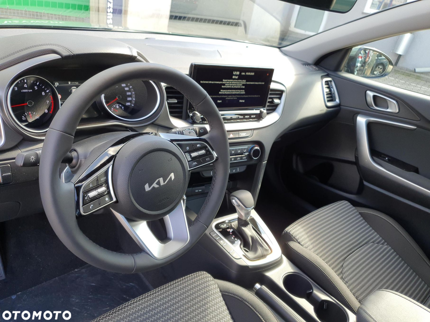 Kia Ceed 1.5 T-GDI M DCT - 11