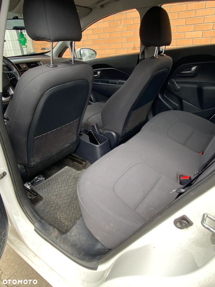 Kia Rio 1.2 M (klm) - 9