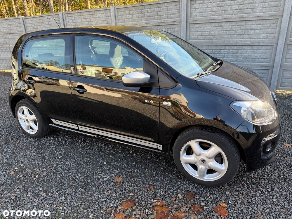 Volkswagen up! club - 17