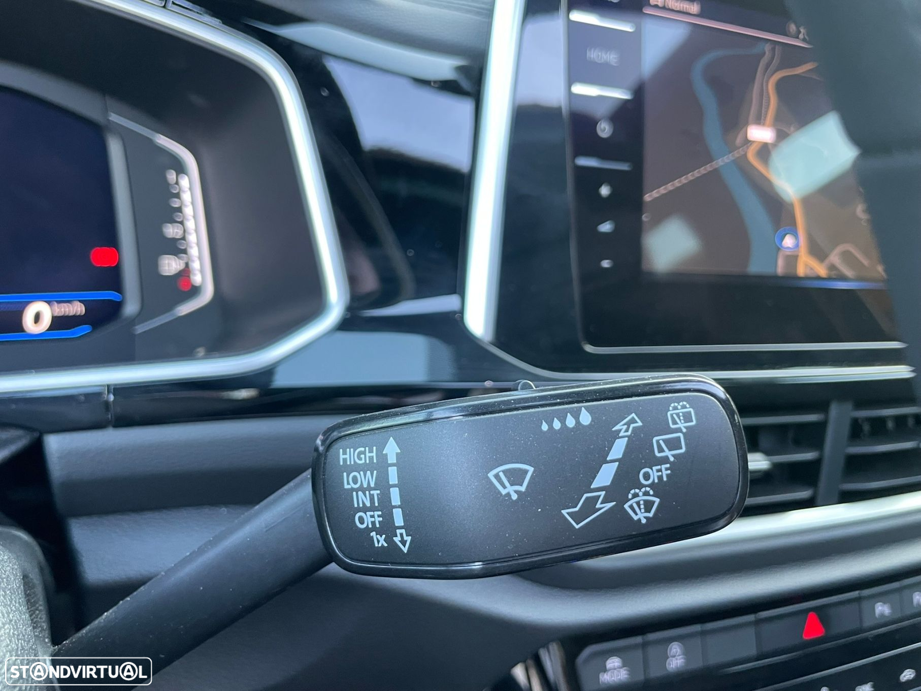 VW T-Roc 1.5 TSI R-Line DSG - 20