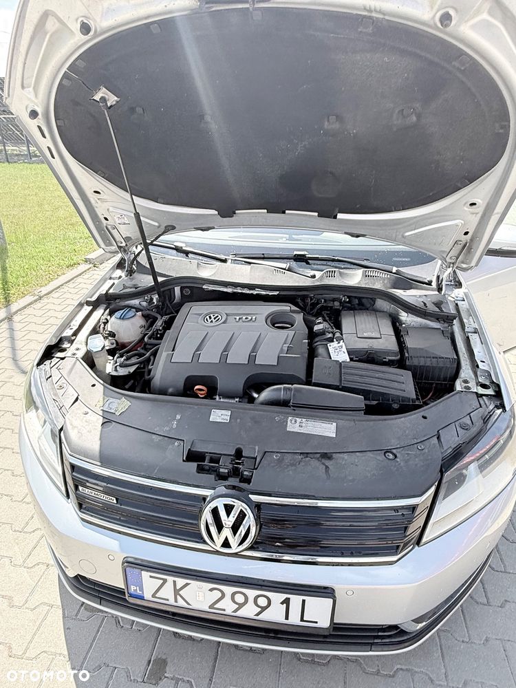 Volkswagen Passat 1.6 TDI Comfortline - 26