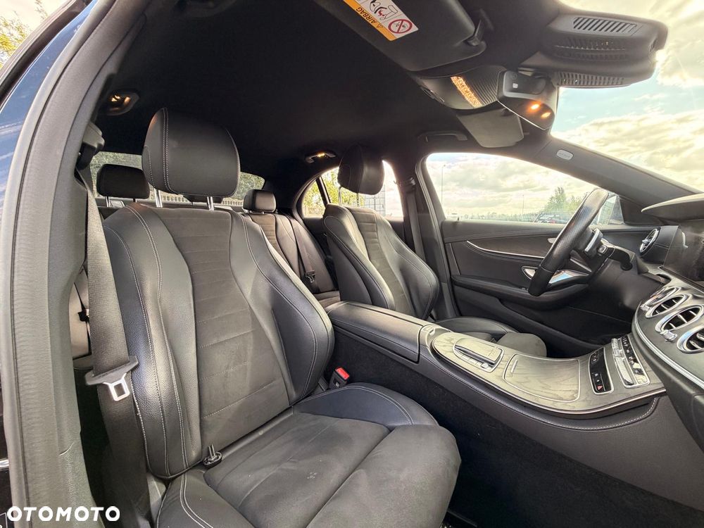 Mercedes-Benz Klasa E 220 d 4-Matic AMG/Avantgarde - 10