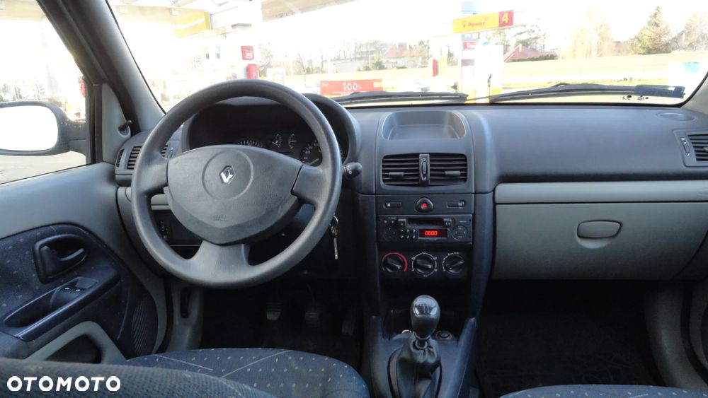 Renault Clio 1.2 16V Authentique - 12