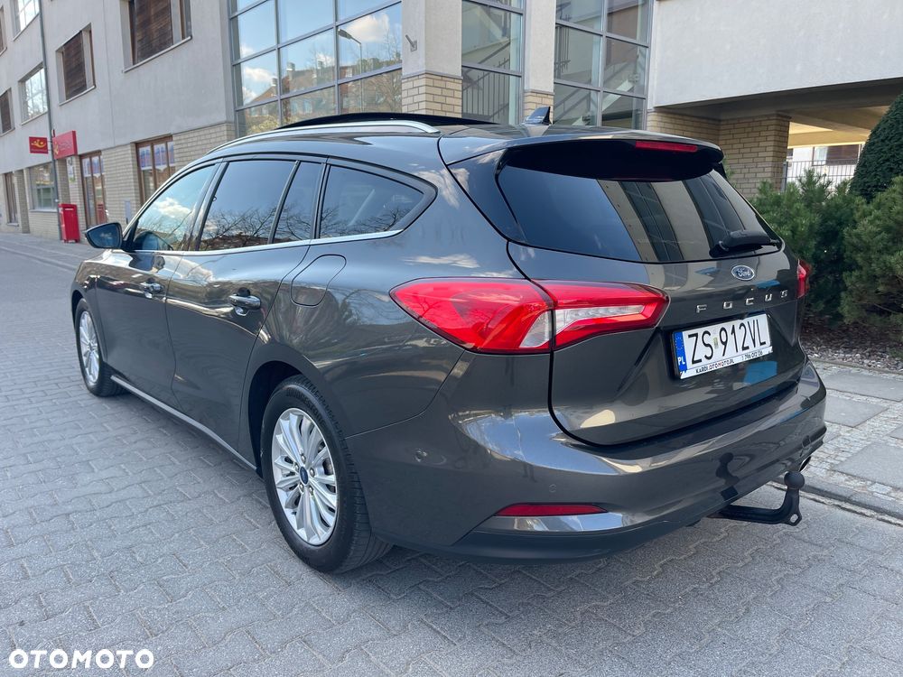 Ford Focus - 10
