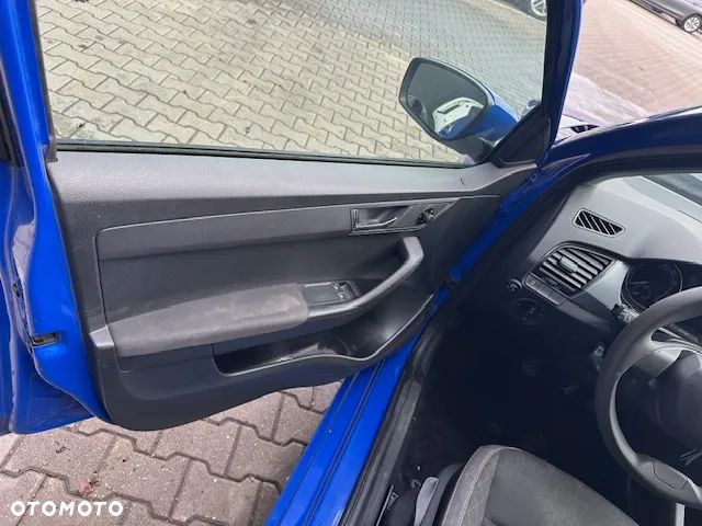 Skoda Fabia 1.0 Ambition - 10