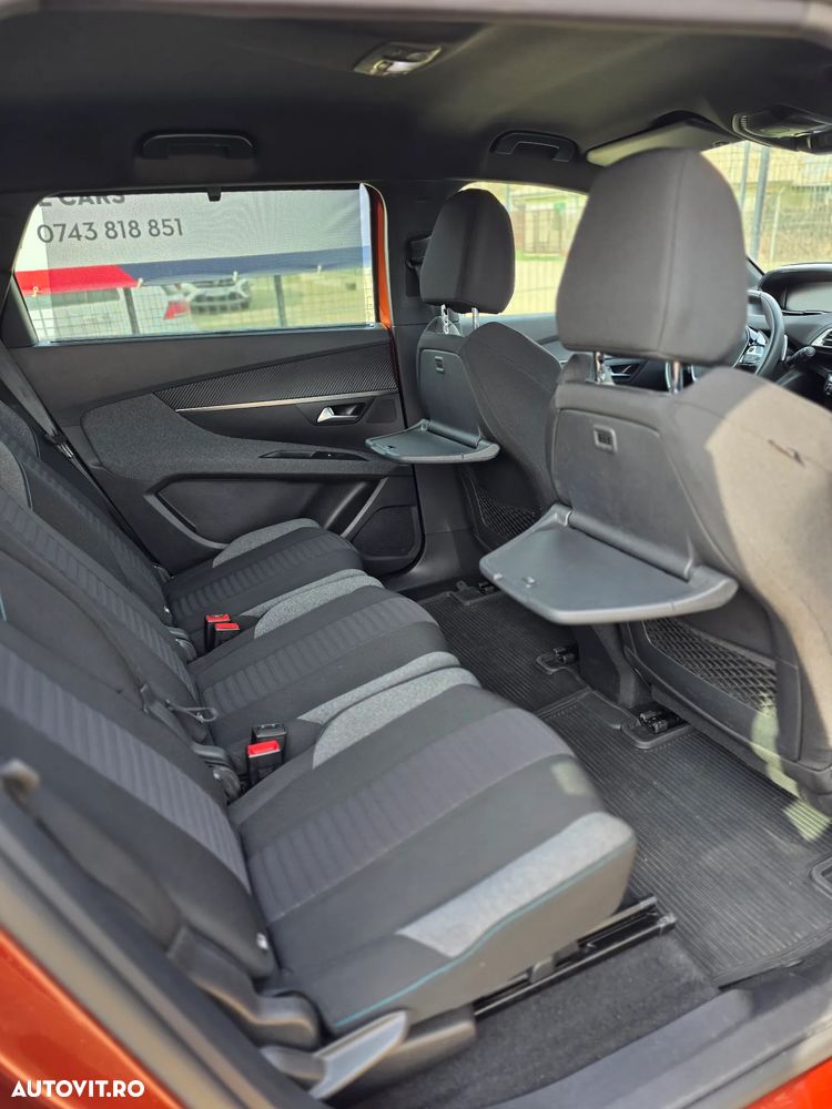 Peugeot 5008 - 21