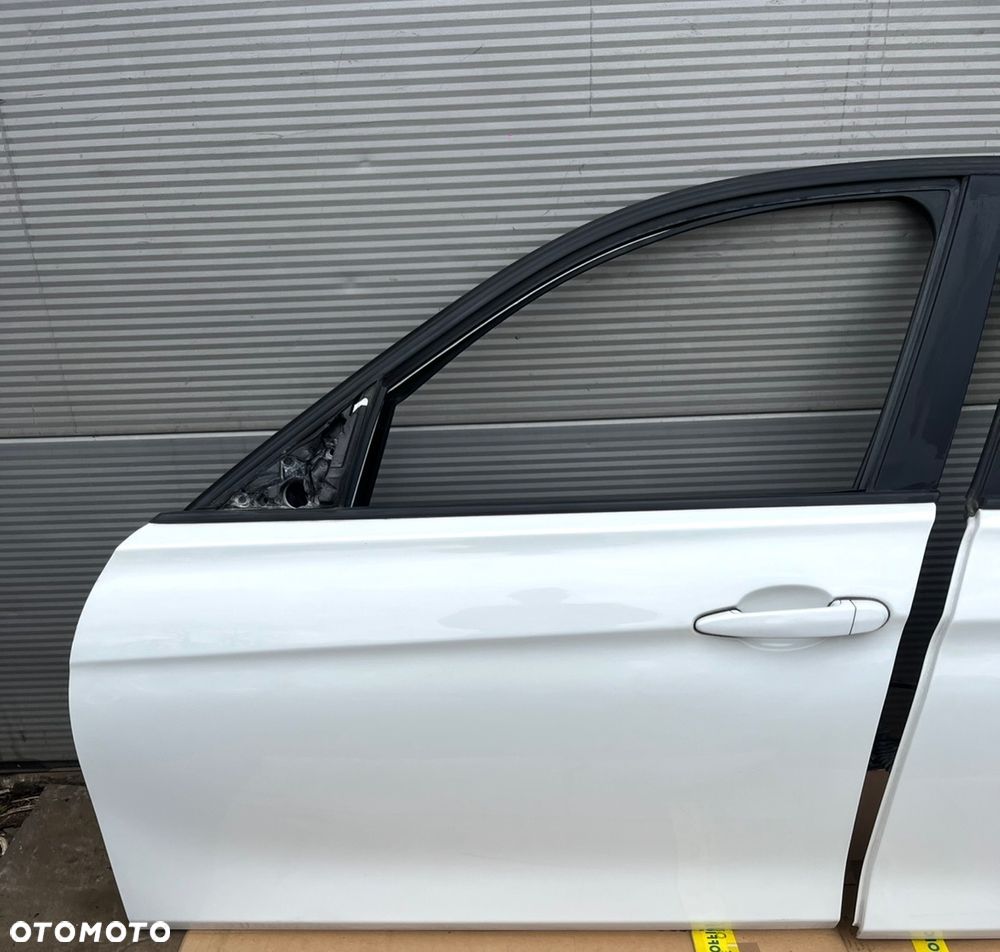 Drzwi Lewy przod tyl BMW 3 F30 300 / 0 - 2
