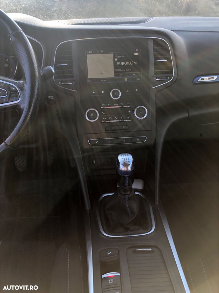 Renault Megane Sport Tourer 1.5 dCi GT Line - 13