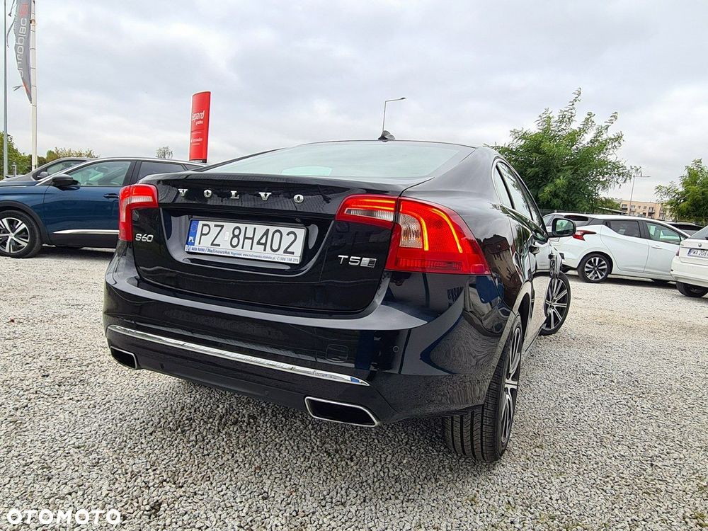 Volvo S60 T5 AWD Inscription - 2