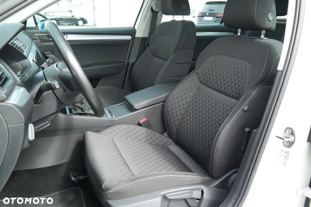 Skoda Superb 2.0 TSI Ambition DSG - 10