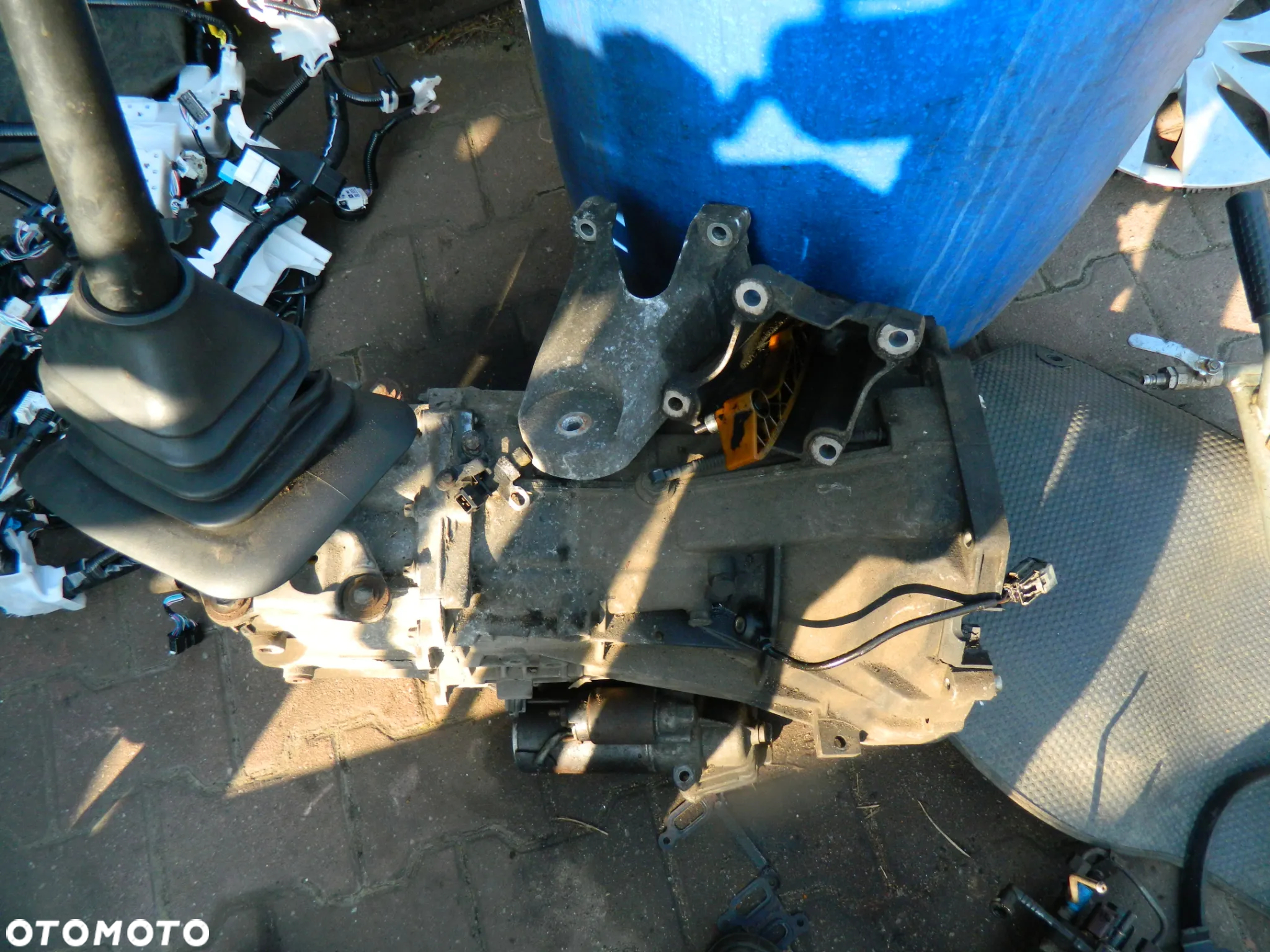 Ford Transit 00-06 2.4 TDCI Skrzynia Biegów 6B 3 Śruby 4C1R7003AA - 5