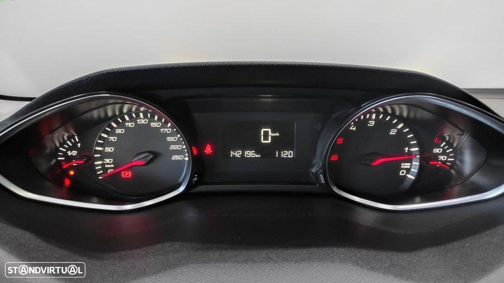 Peugeot 308 1.6 BlueHDi Allure - 36