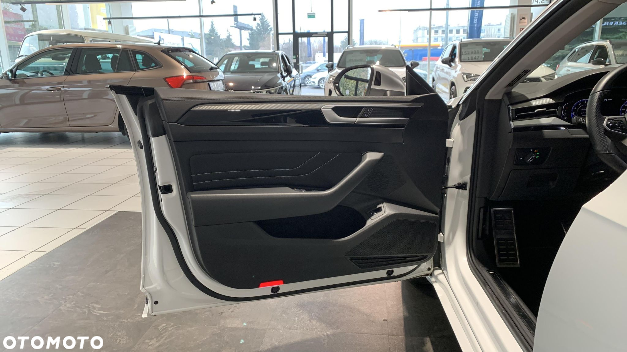Volkswagen Arteon 2.0 TSI Elegance DSG - 10