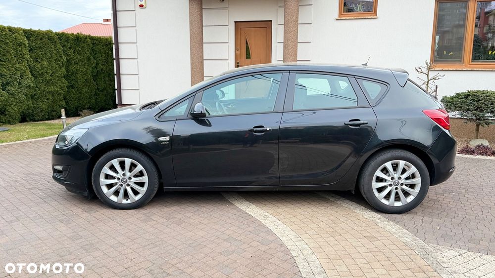 Opel Astra - 2