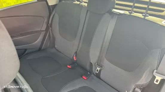 Renault Captur 1.5 dCi Exclusive - 2