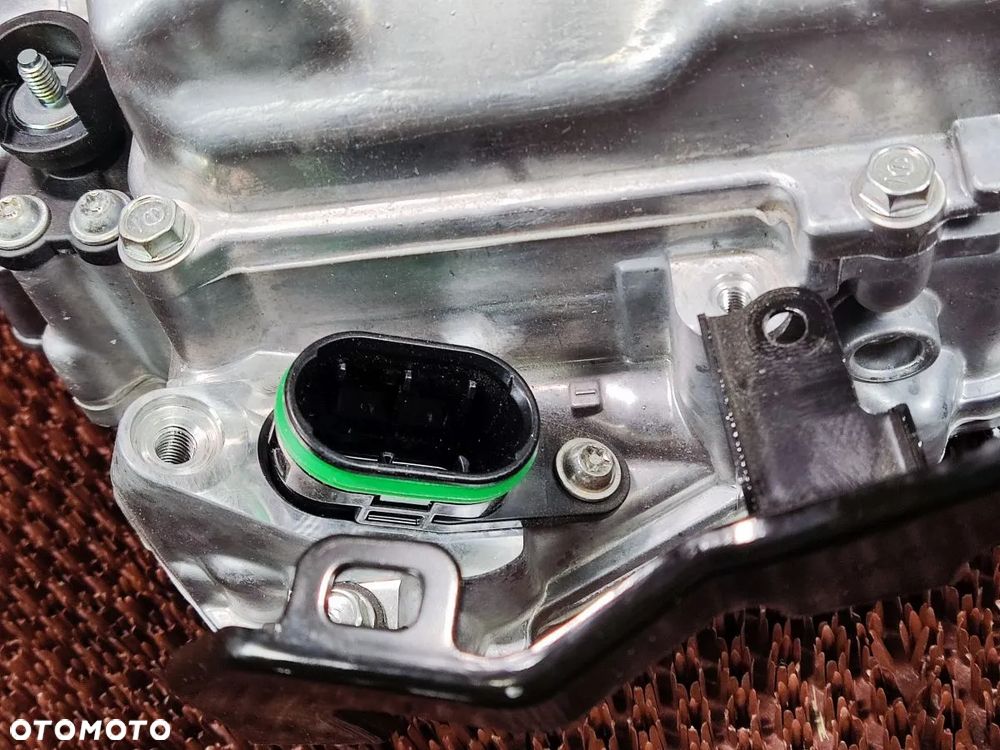 HONDA CR-V 2.0h 4x4 od 2023r Falownik - 6