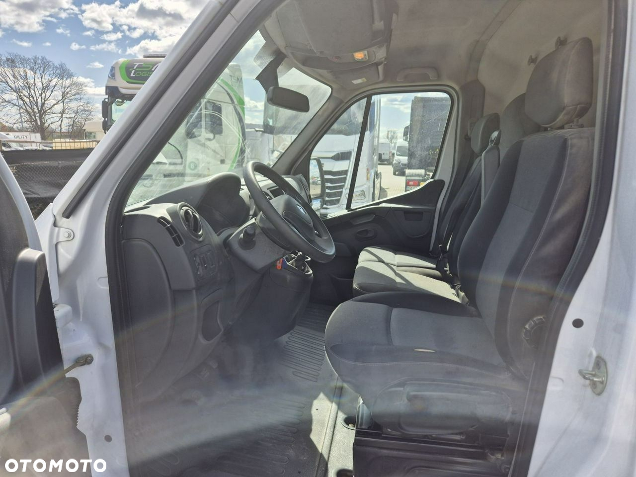 Renault Master - 11