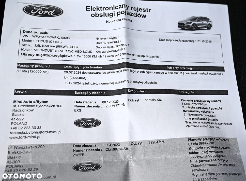 Ford Focus - 32
