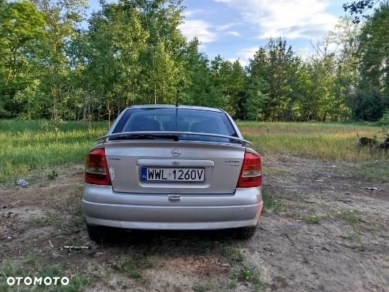 Opel Astra - 1