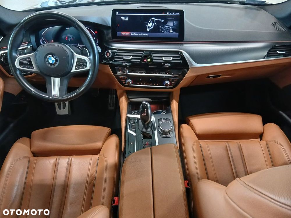 BMW Seria 5 530i xDrive mHEV M Sport sport - 15