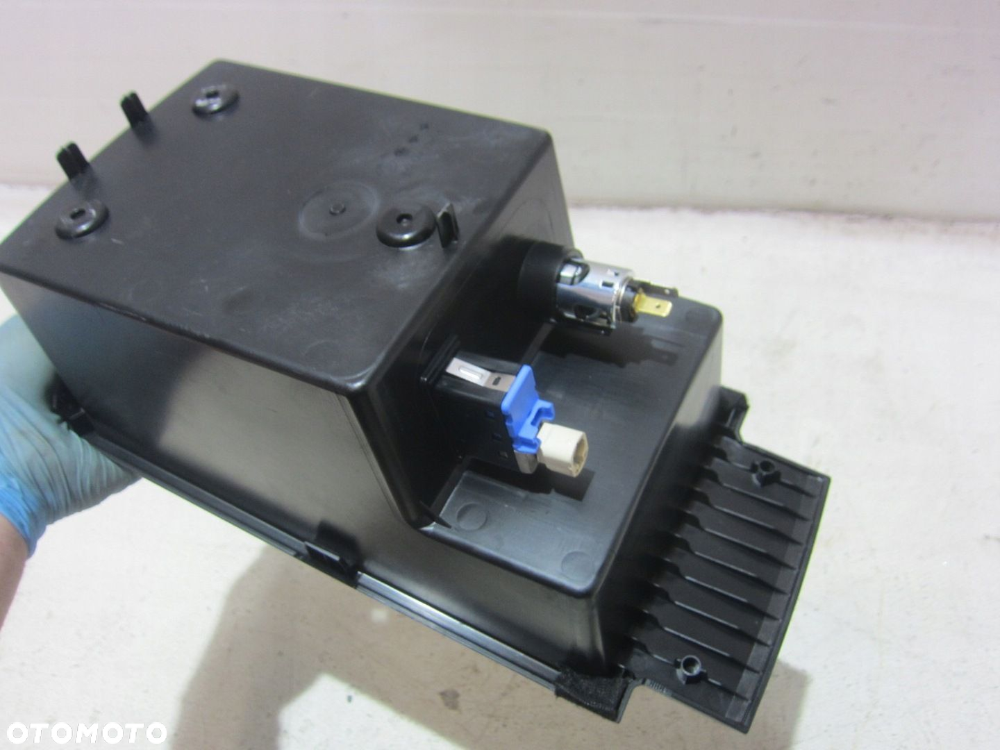 BMW X3 F25 F26 X4 SCHOWEK PODŁOKIETNIKA 51169184500 TUNEL 9184500 AUX USB - 6