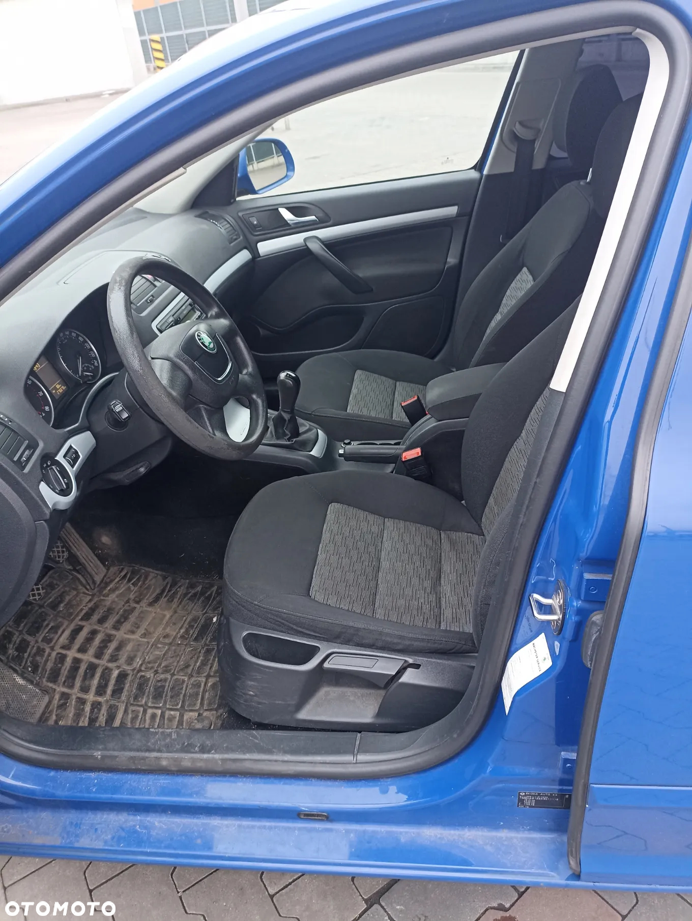 Skoda Octavia 1.6 - 6