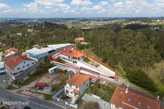 Moradia T4,  a 8 km do centro de Leiria, em Opeia, Caranguejeira - Grande imagem: 3/43