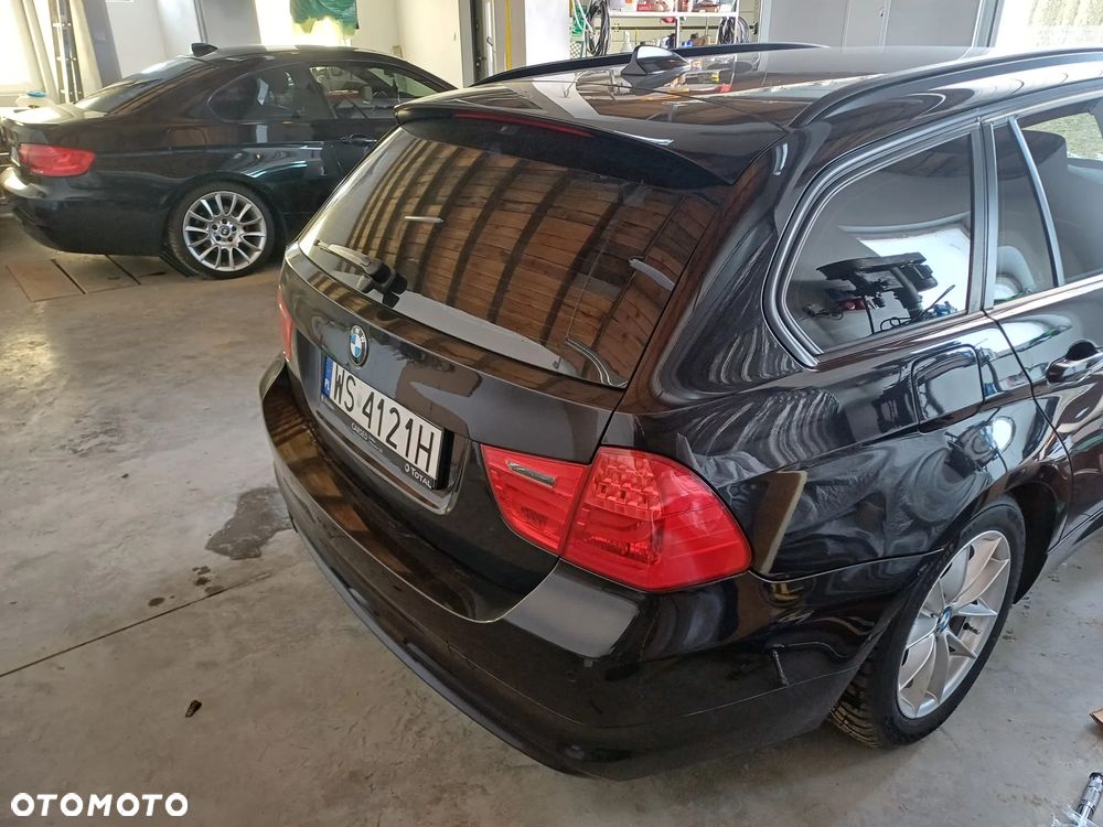 BMW Seria 3 320i Edition Exclusive - 2