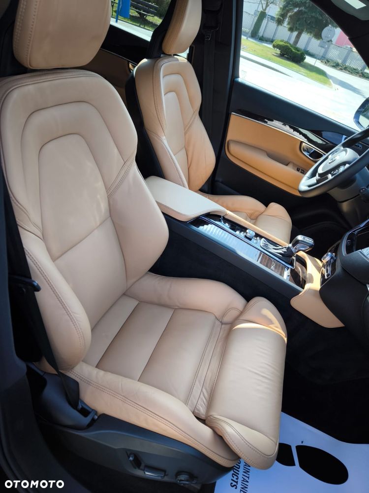 Volvo XC 90 T6 AWD Geartronic Momentum - 24