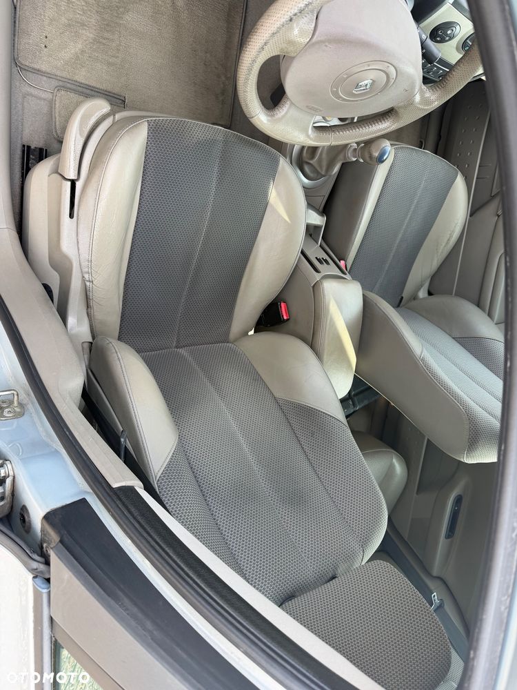 Renault Megane 2.0 Grandtour Luxe Privilege - 12