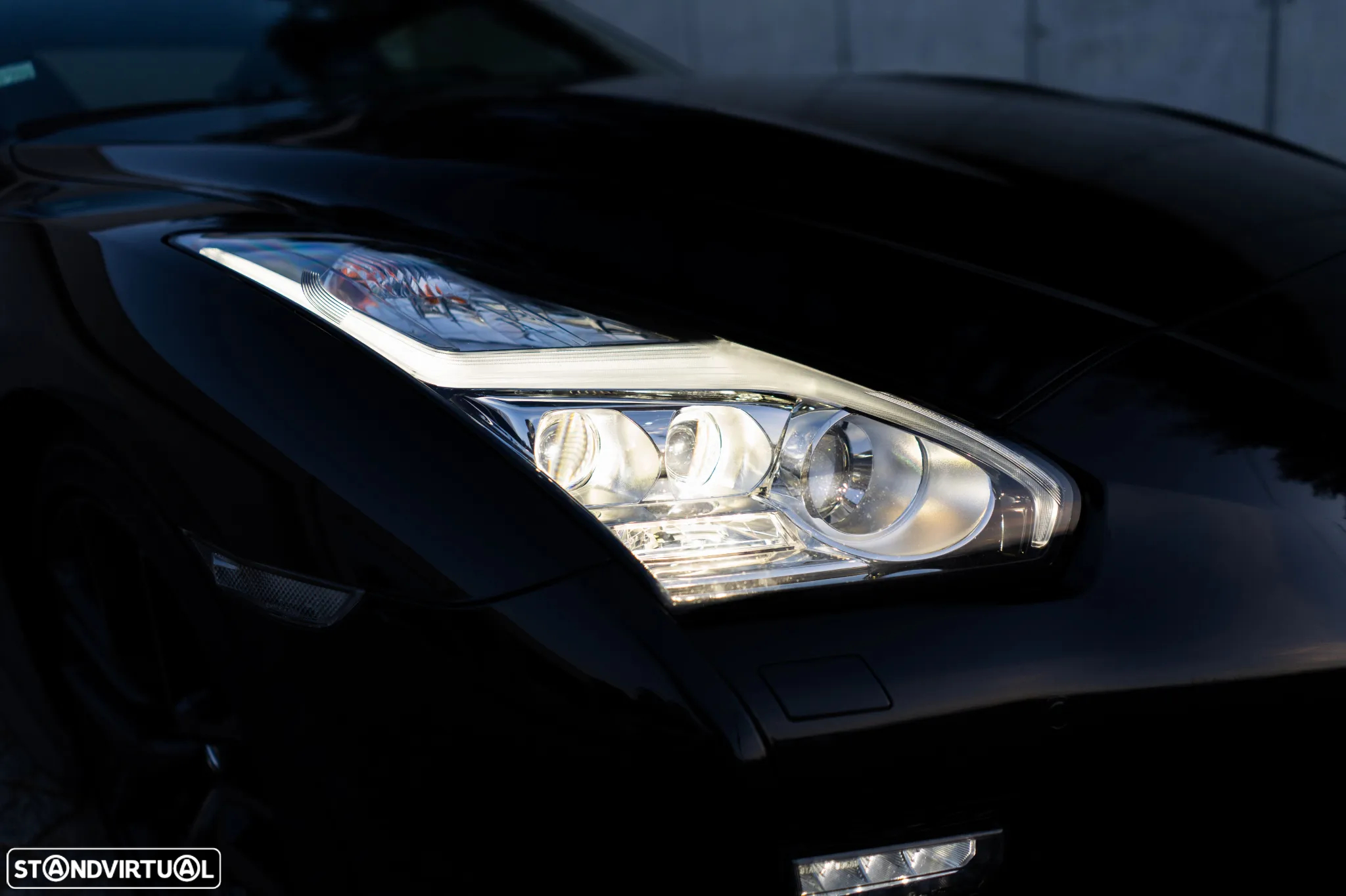 Nissan GT-R 3.8 V6 Black Edition - 4