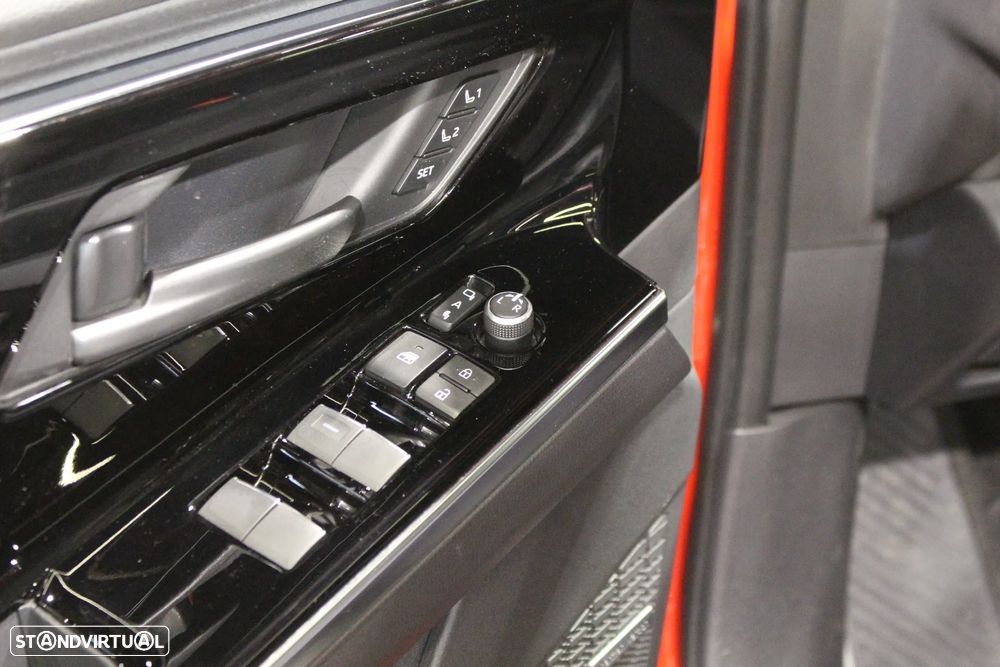 Subaru Solterra Platinum Plus - 29