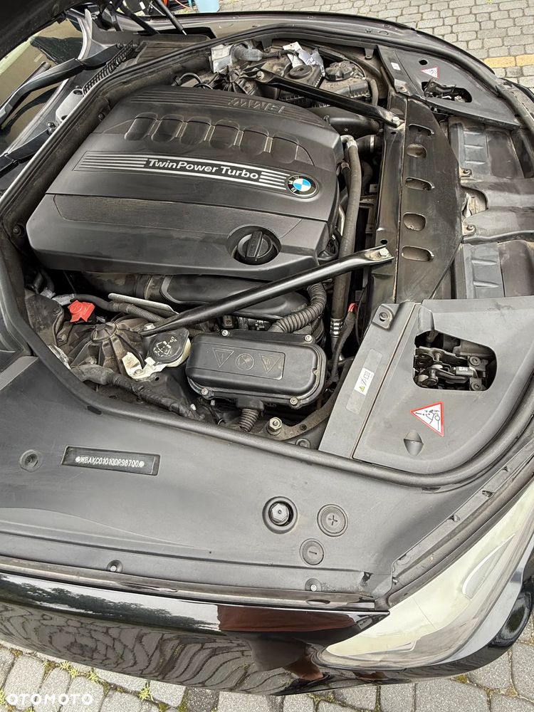 BMW Seria 7 740d - 32