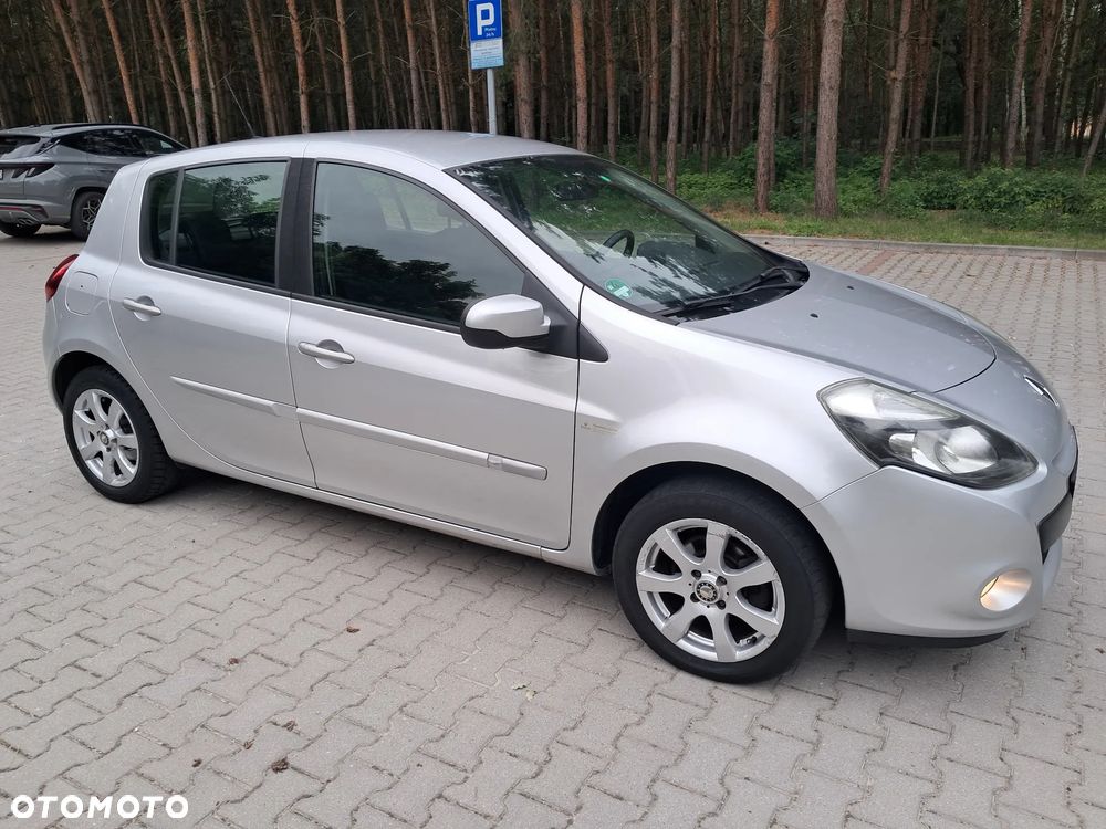 Renault Clio 1.2 TCE Authentique - 10