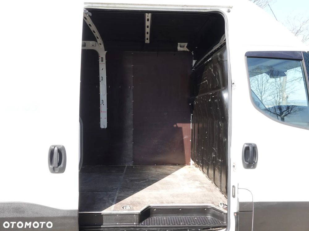 Iveco 35S13 - 35