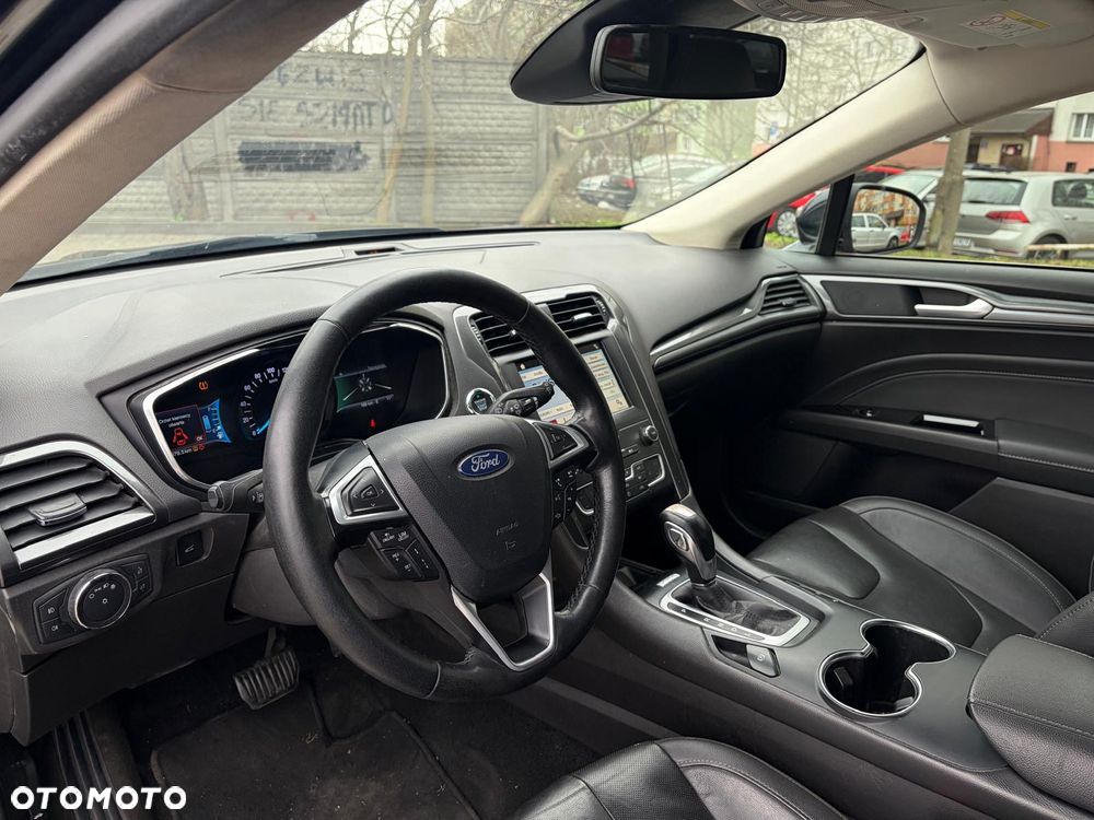 Ford Mondeo 2.0 Hybrid Titanium - 12