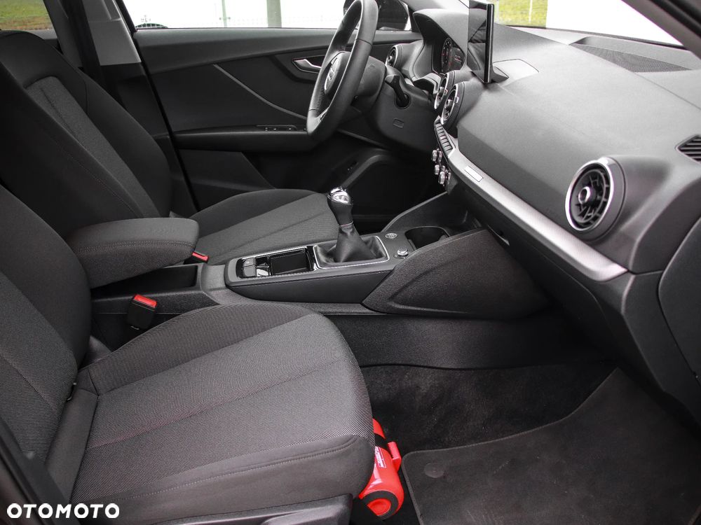 Audi Q2 30 TFSI - 13