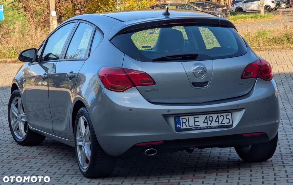 Opel Astra 1.4 T Sport - 21