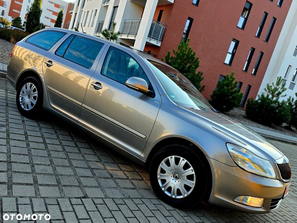 Skoda Octavia Combi 2.0 TDI Ambiente - 14