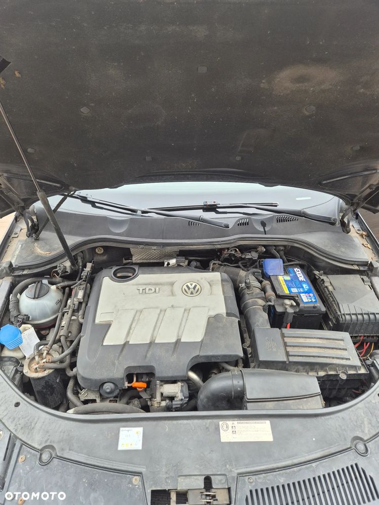 Volkswagen Passat 2.0 TDI 4Motion Highline - 29