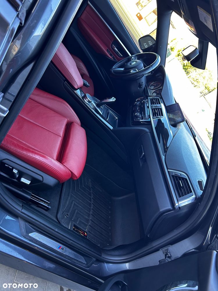 BMW Seria 3 330i M Sport Shadow sport - 34