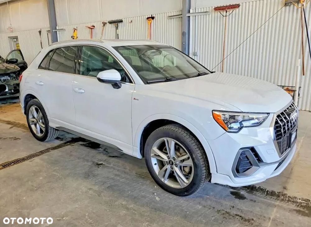 Audi Q3 2.0 TFSI Quattro Sport S tronic - 2