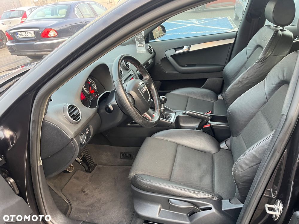 Audi A3 Sportback 1.8 TFSI S line Sportpaket Plus - 24