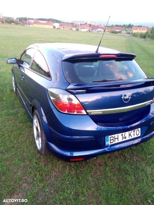 Opel Astra GTC 1.3 CDTI - 3