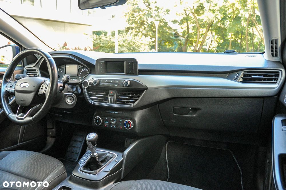 Ford Focus - 11